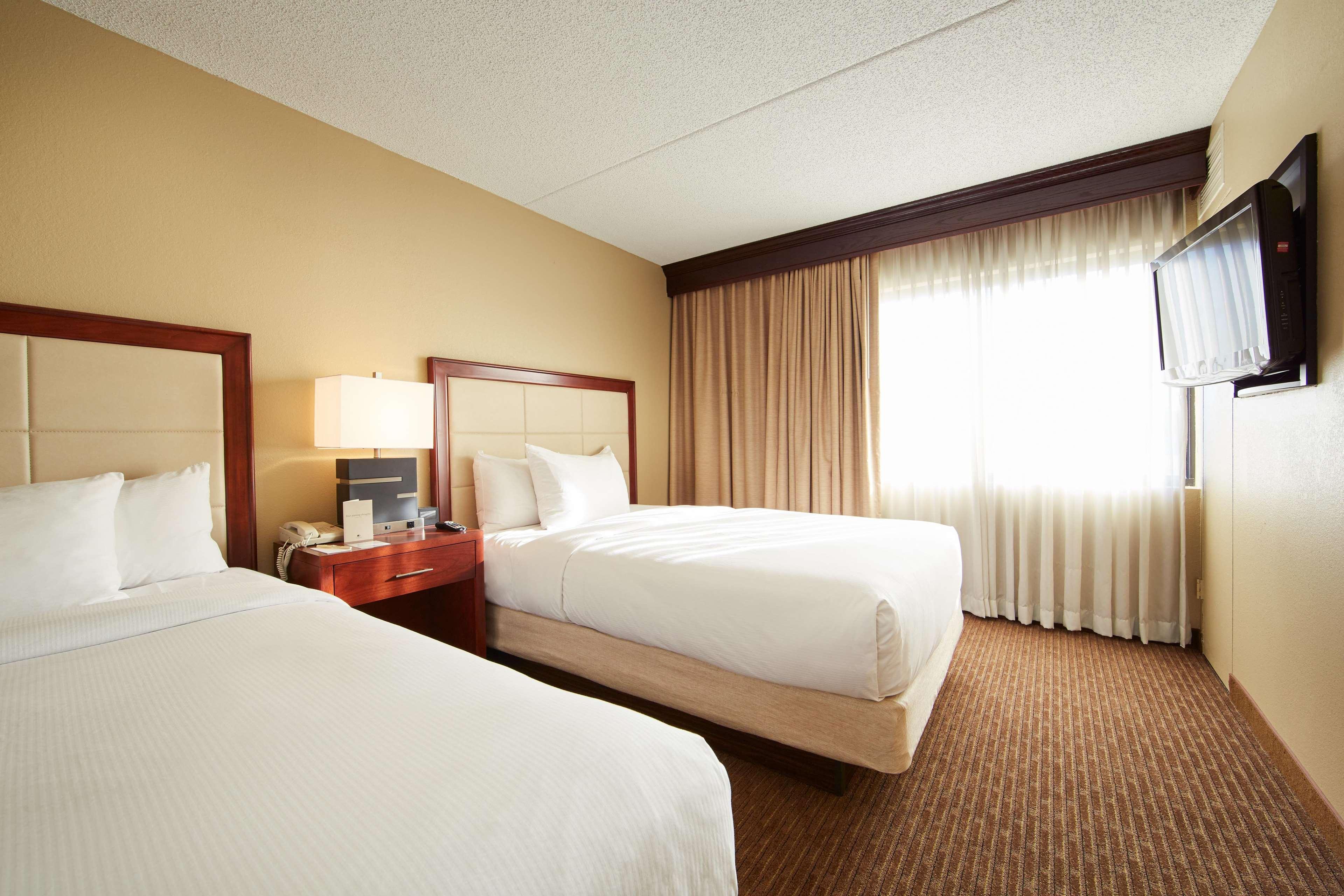 Doubletree Suites By Hilton Hotel Cincinnati - Blue Ash Sharonville Eksteriør bilde