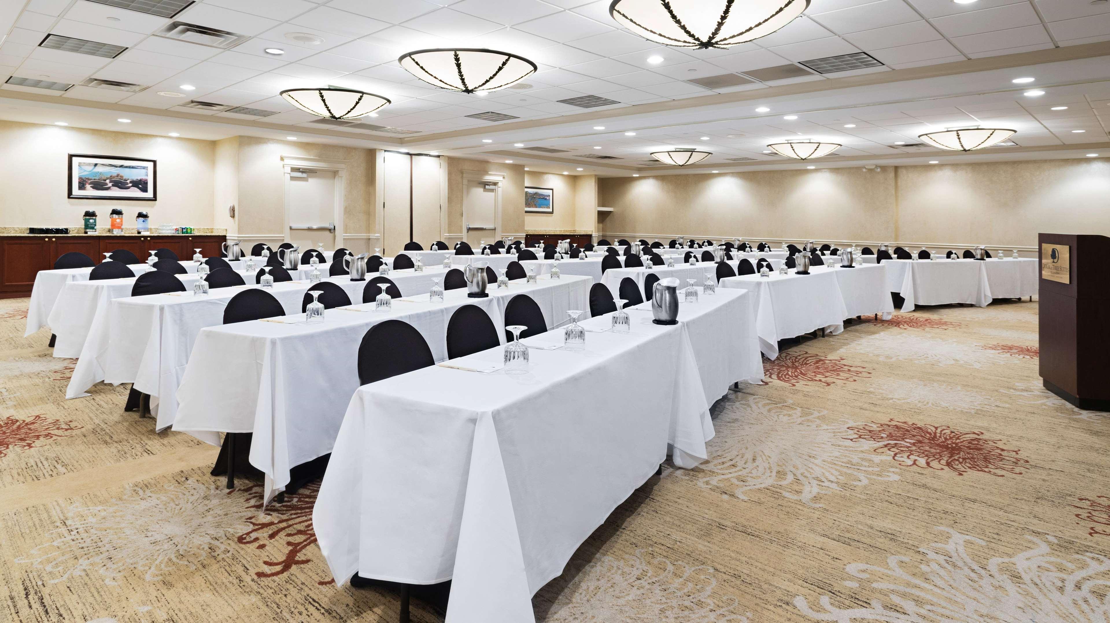 Doubletree Suites By Hilton Hotel Cincinnati - Blue Ash Sharonville Eksteriør bilde