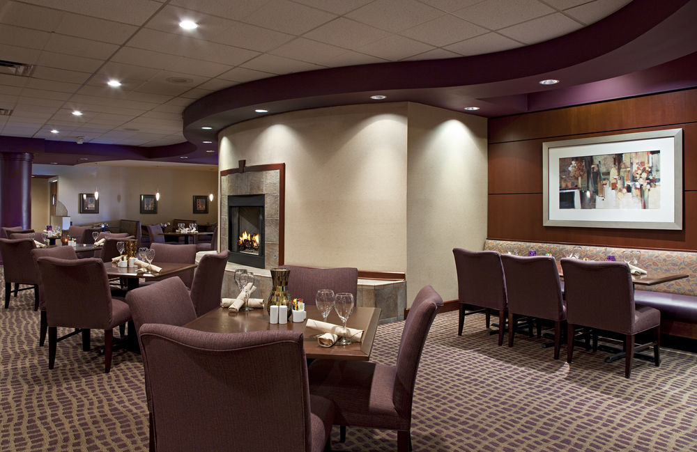 Doubletree Suites By Hilton Hotel Cincinnati - Blue Ash Sharonville Restaurant bilde